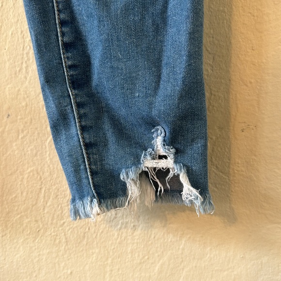 JBD Distressed Jeans - Picture 3 of 5